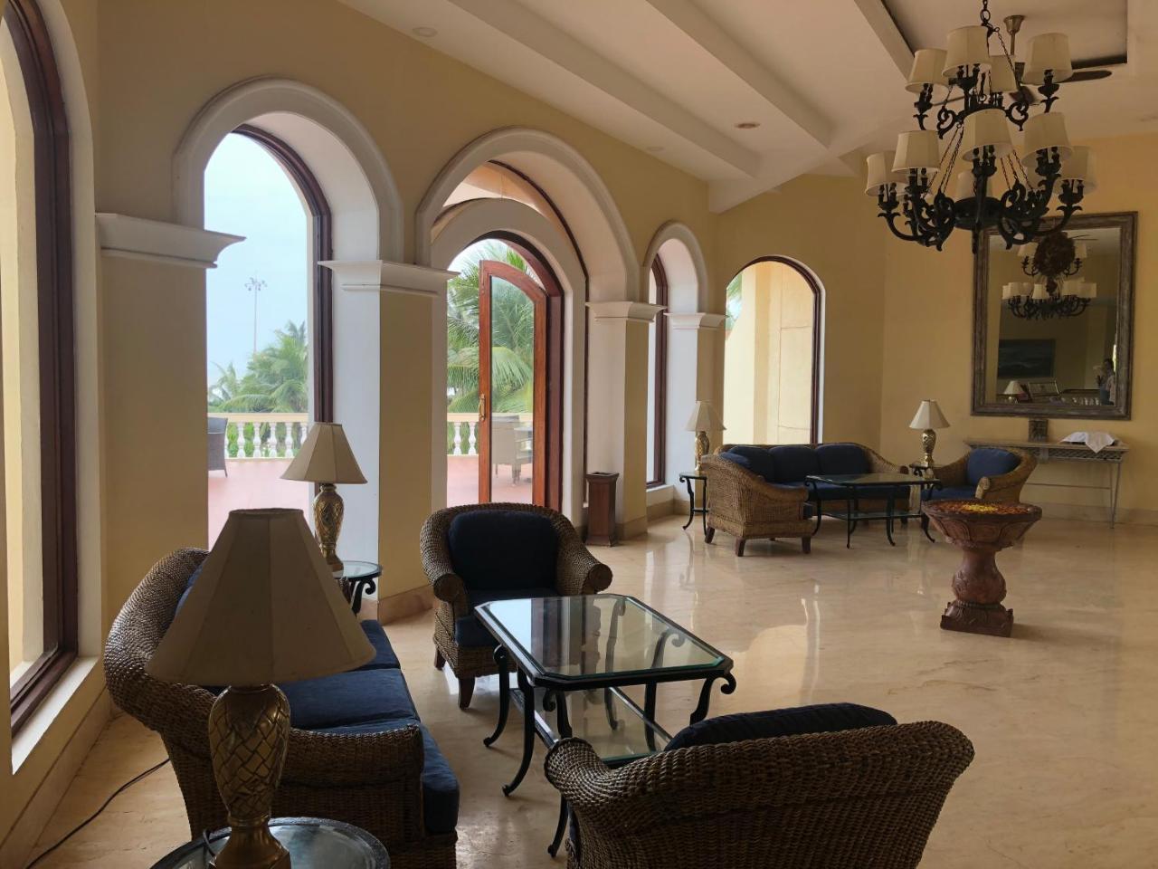 The Hans Coco Palms Puri Exterior photo